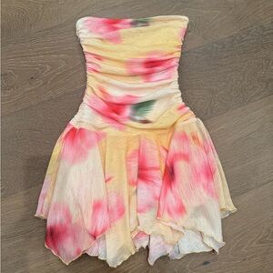 Princess Polly Pink and Cream Strapless Dress